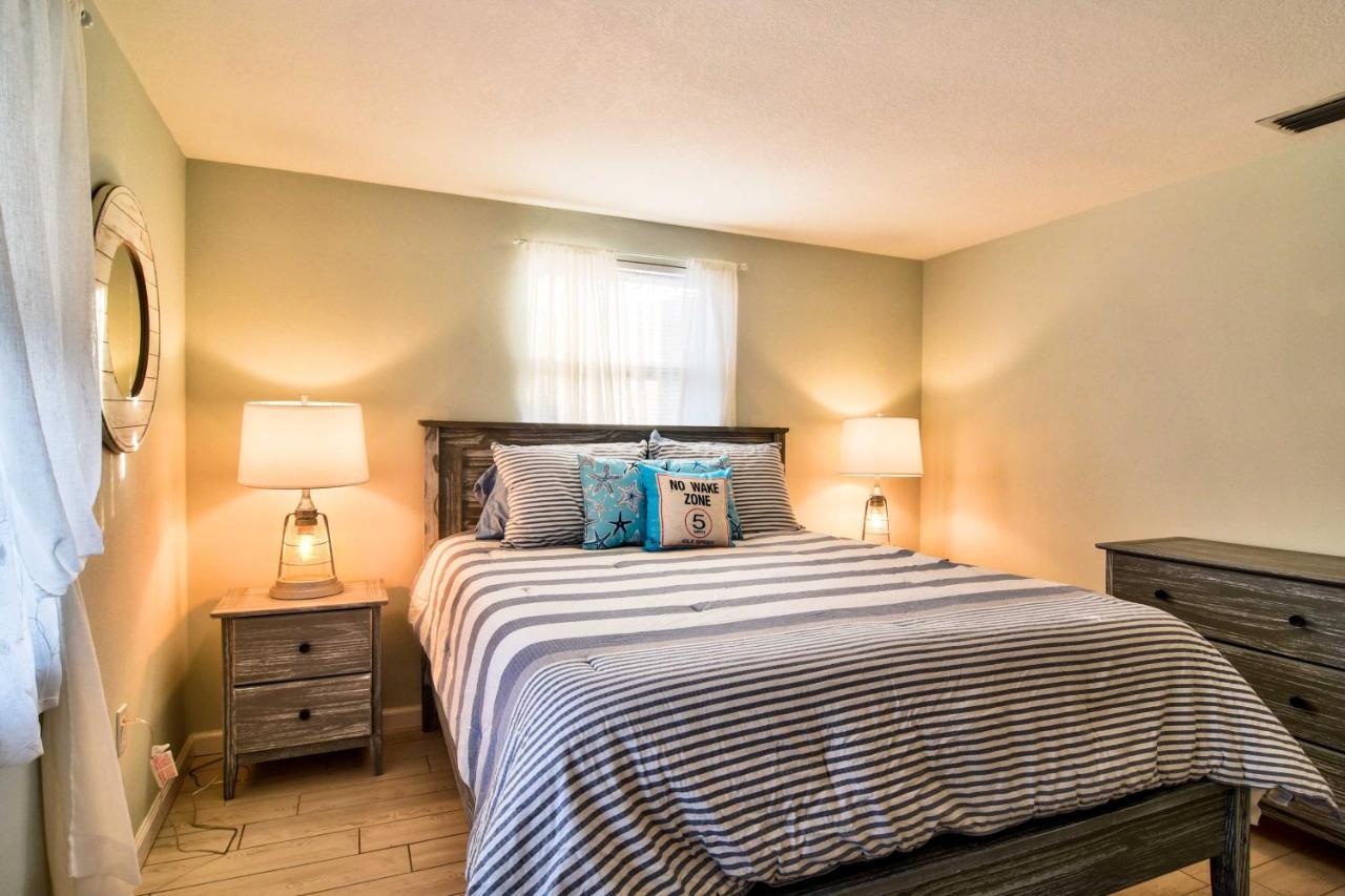 Waterfront Bradenton Home Heated Pool And Fire Pit ภายนอก รูปภาพ